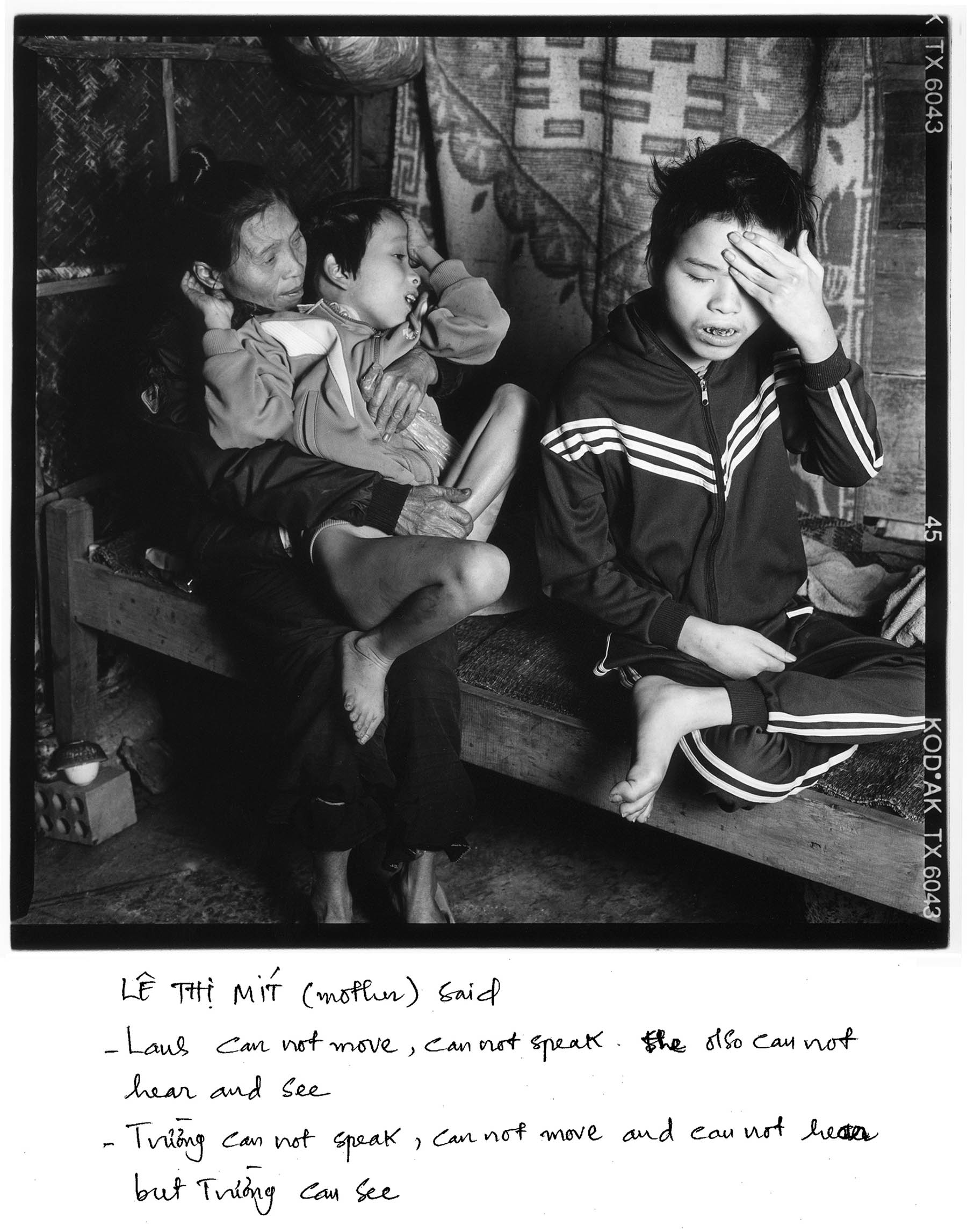 Children of the White Mist – Vietnam Agent Orange – Jan Banning Photographer